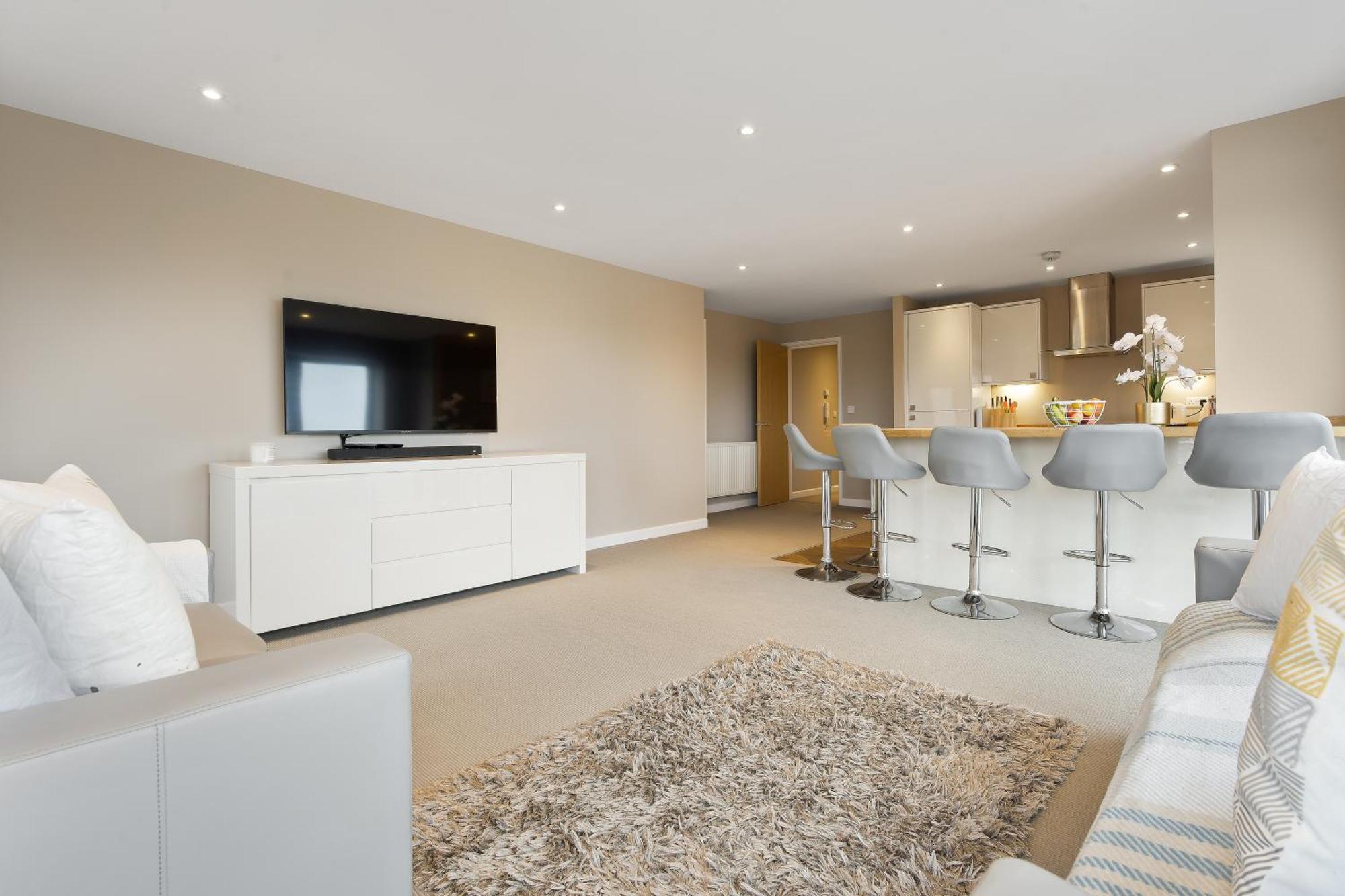 דירות בורנמות' Westcliff Penthouse With Sea Views And Balcony מראה חיצוני תמונה